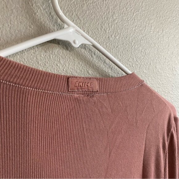 Skims Softlounge button up ribbed pink henley romper size medium - Picture 3 of 6